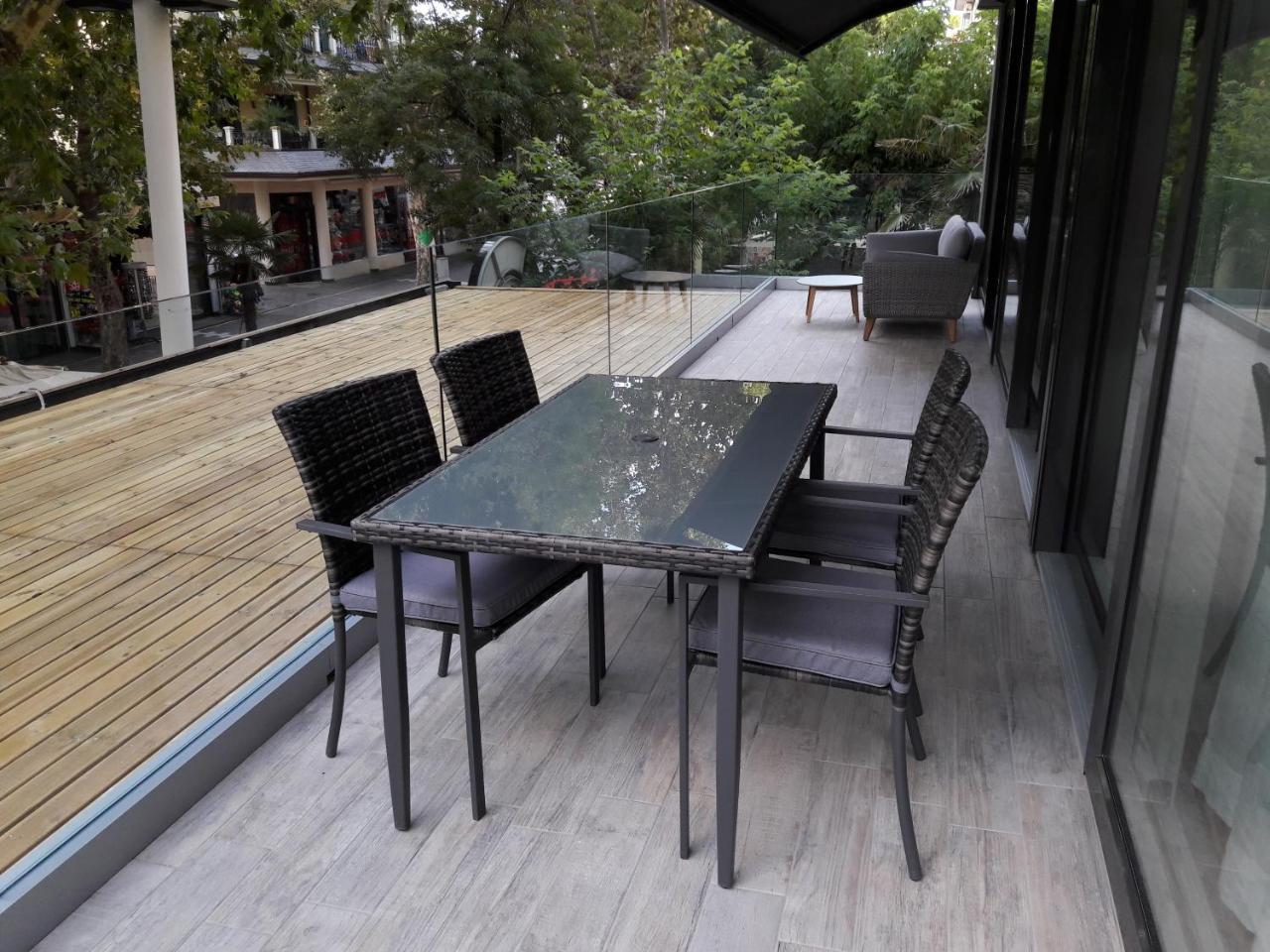 Central Stema Luxury มิซาโน อาดรีอาติโก ภายนอก รูปภาพ