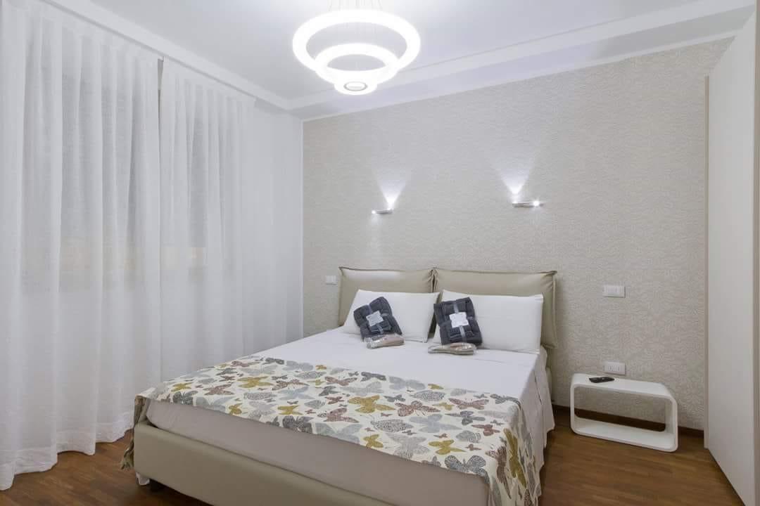 Central Stema Luxury มิซาโน อาดรีอาติโก ภายนอก รูปภาพ