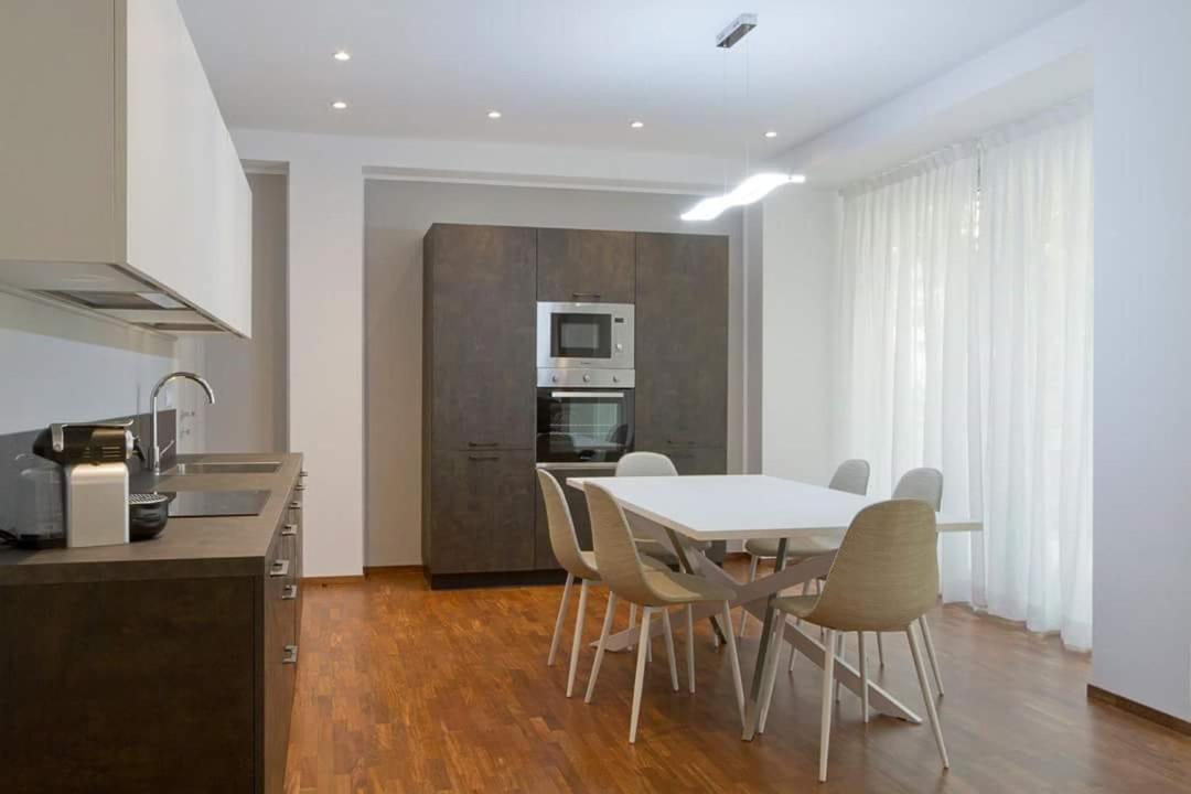 Central Stema Luxury มิซาโน อาดรีอาติโก ภายนอก รูปภาพ